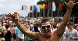 drunk-person-at-concert