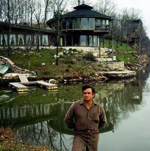 johnnycashhouseap_468x429