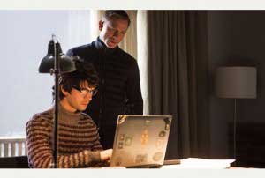 q - ben whishaw 0 spectre
