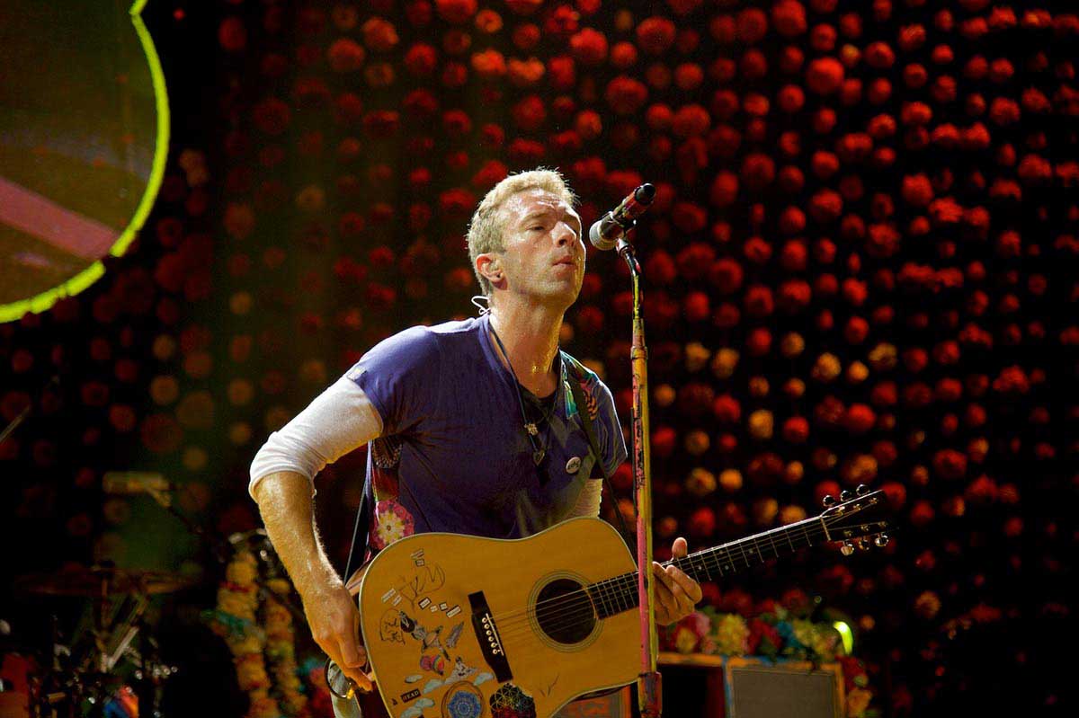 Coldplay-at-KFC-Yum-Center-00